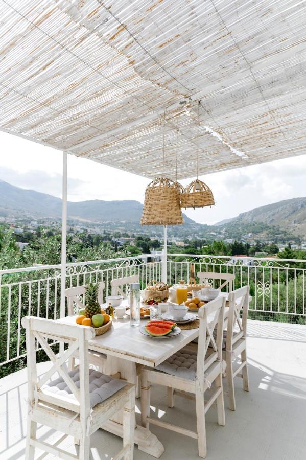 Menori Luxury Suite Panormos  Luaran gambar